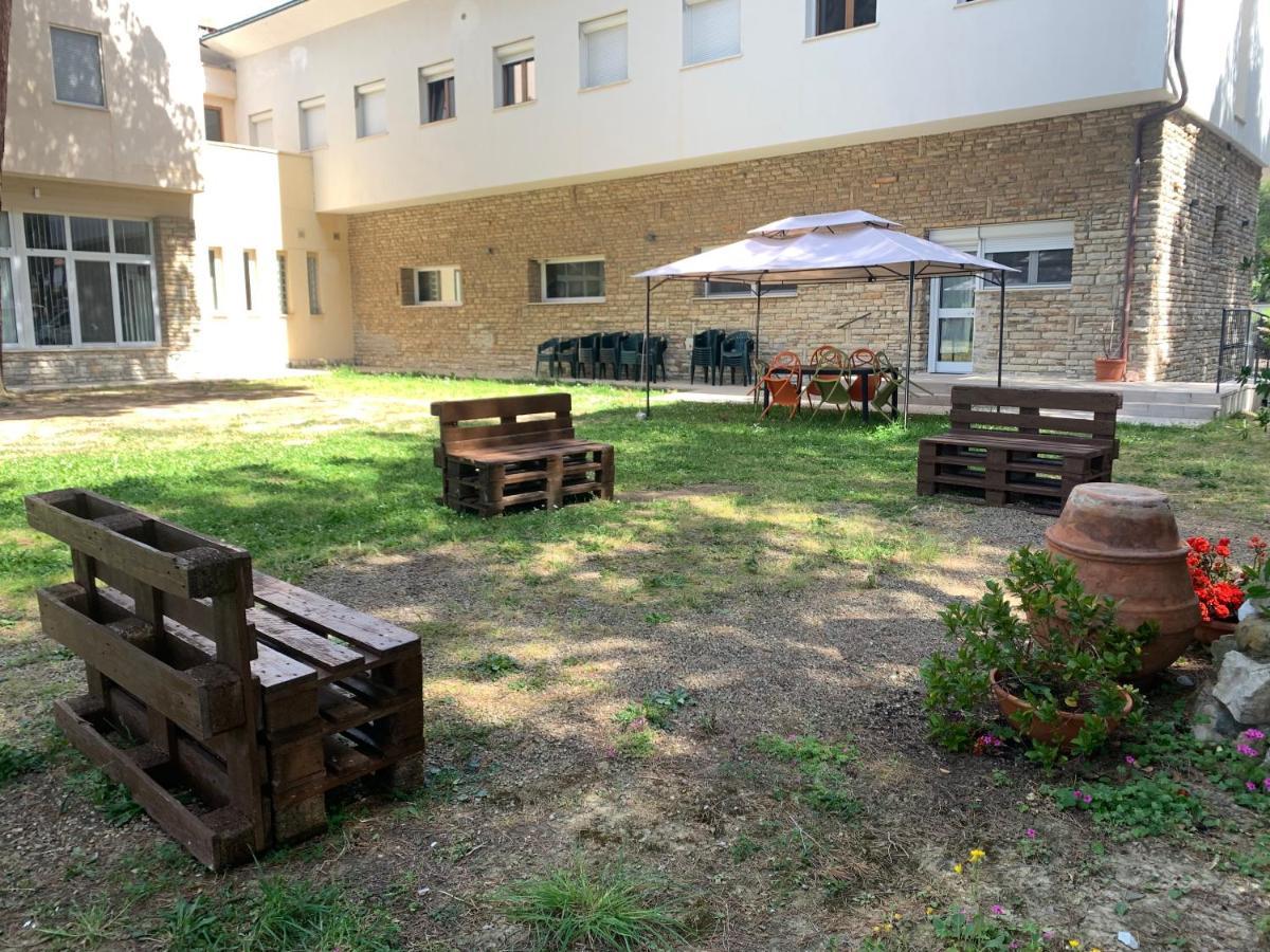 Отель San Giuseppe Casa Per Ferie Кверчинелла Экстерьер фото