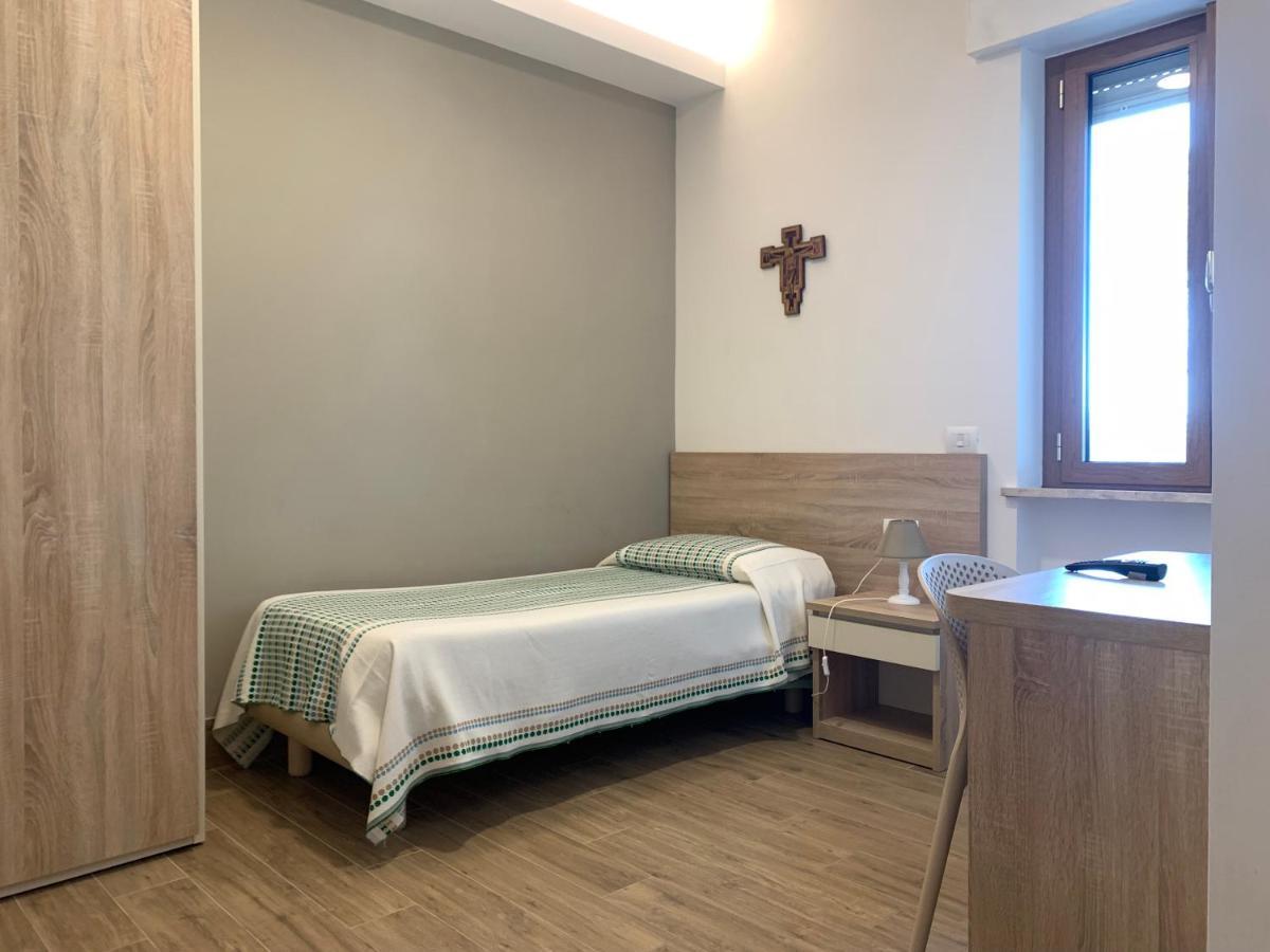 Отель San Giuseppe Casa Per Ferie Кверчинелла Экстерьер фото